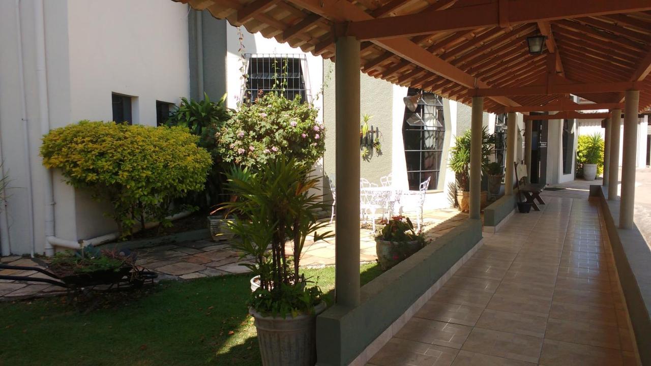 Hotel Santiago Lindóia Kültér fotó